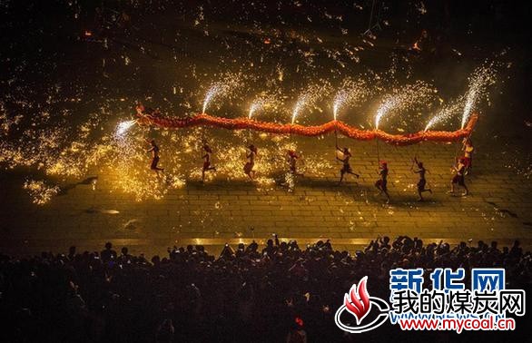 #（经济）（5）春节假期全国接待游客超3亿人次 