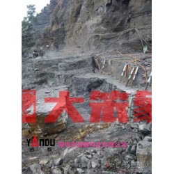 湛江劈裂棒的石头爆破设备方法 分裂机 免费咨询