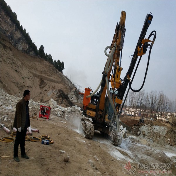 山西忻州混凝土破拆劈裂机撑石机