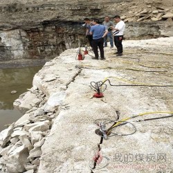 亳州挖机带动式劈石器