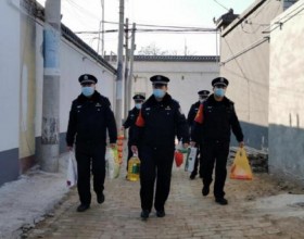  春节慰问送温暖 警民情深一家亲  北京铁路公安局神华公安处肃宁站编组场  派出所走访慰问困难群众