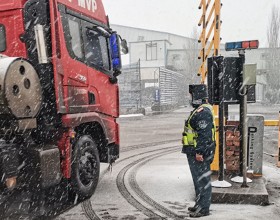 内蒙能源：风雪中的坚