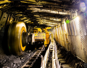  神东煤炭集团累计生产优质煤炭32亿吨