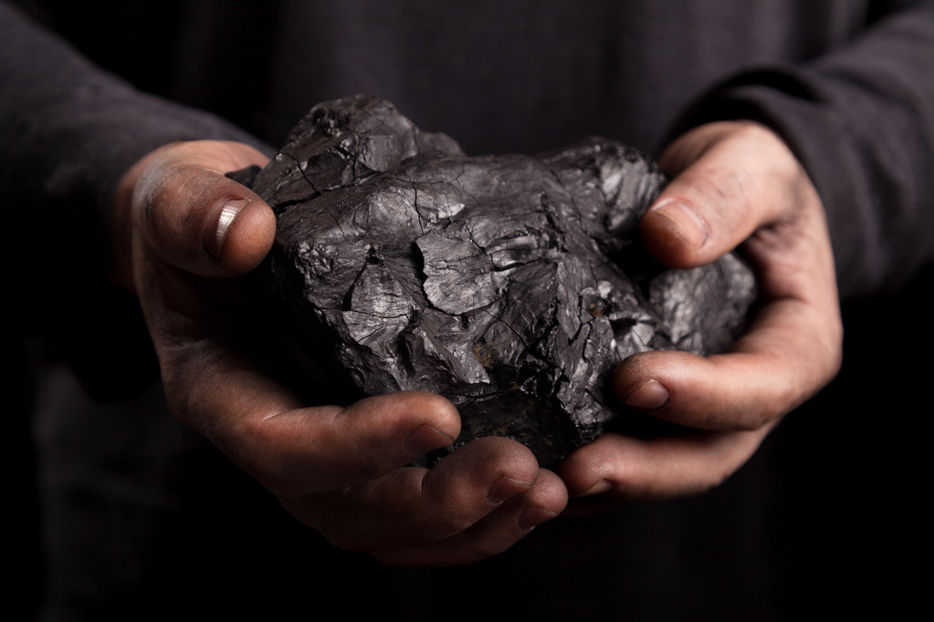 焦煤供需面存边际改善 长期可作为空配