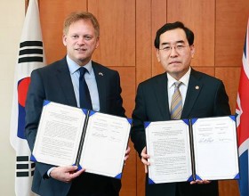 韩英就加强清洁能源合