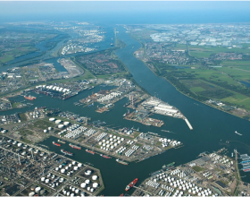荷兰鹿特丹港计划建设