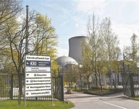德国：核电谢幕 争议