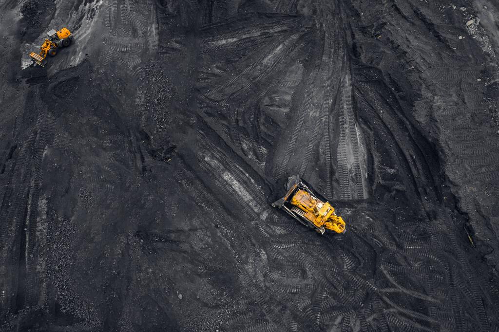 煤炭进口零关税政策不变 焦煤期货仍存在反弹潜力