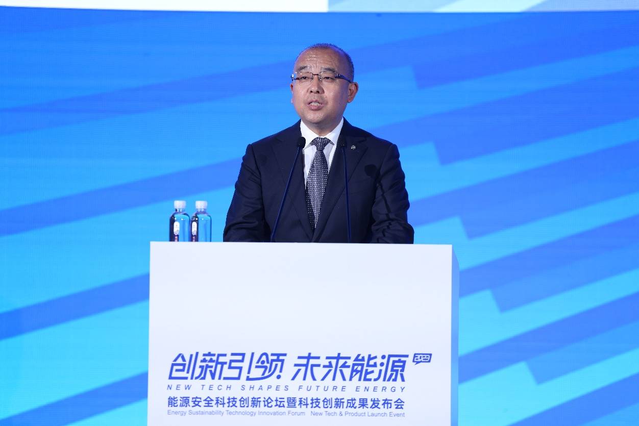 于英杰