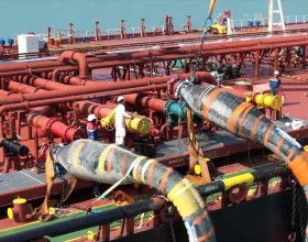  孟加拉国首个海陆一体超大型石油储运工程成功投油